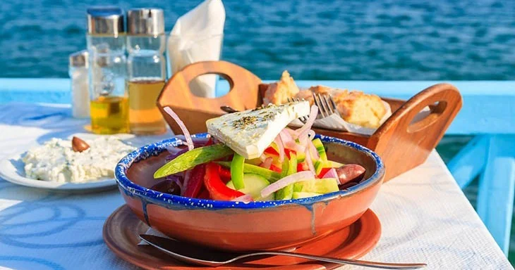 Греция, Италия и Мексика вошли в топ самых вкусных кухонь мира