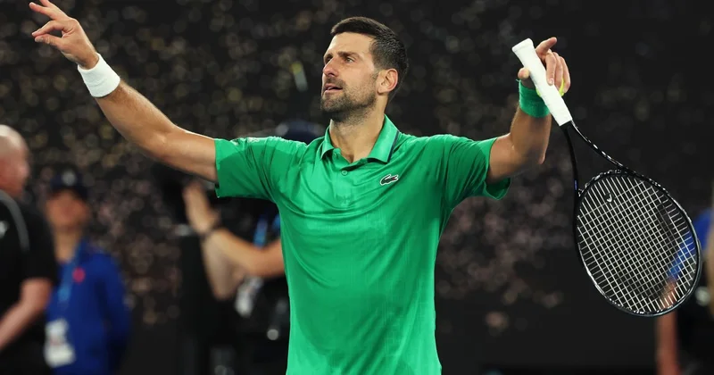 Novak Cokoviç Yannik Sinneri məğlub edərək “Australian Open”in finalına çıxıb