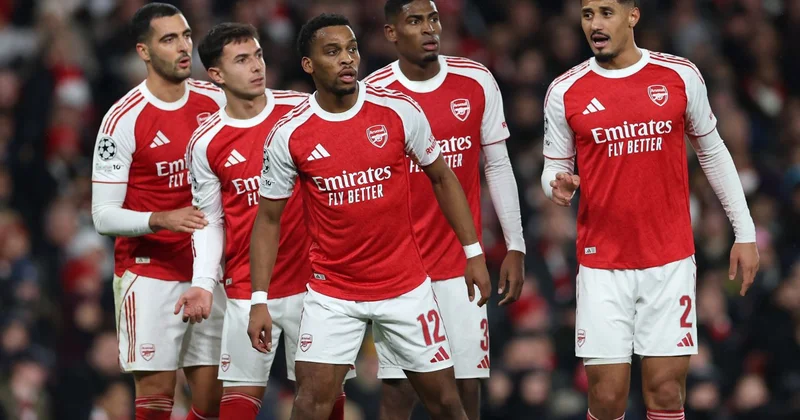 “Arsenal” uçuş ləğv ediyi üçün “Lids”lə oyuna avtobusla gedib Sky Sports