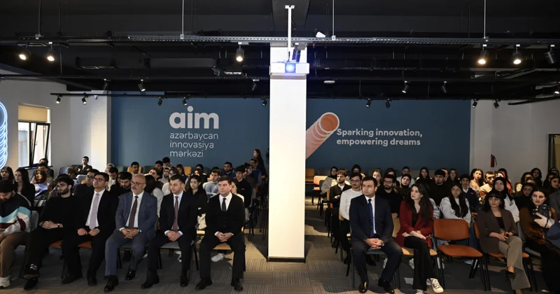 Şəxsi inkişafda innovasiya və rəqəmsallaşmanın rolu müzakirə olunub