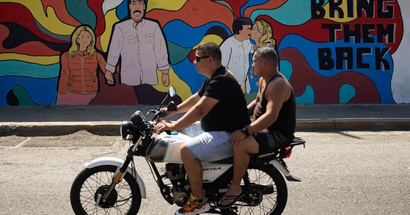 Культ Мадуро в Каракасе объектив