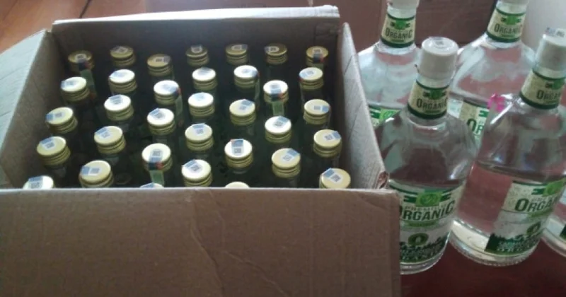 Gəncədə iki ticarət obyektində saxta alkoqollu içkilər aşkarlanıb