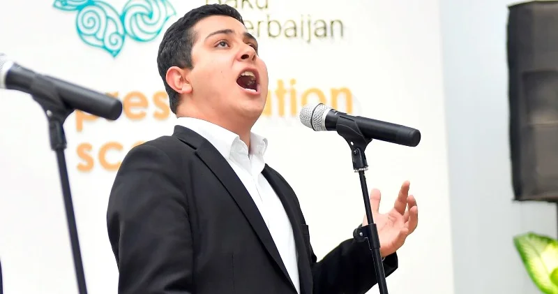 Prezidentin təltif etdiyi gənc əlil ifaçıdır