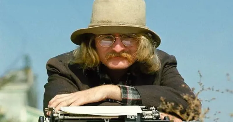 Qadınlar səhər səhər geyinəndə… Riçard Brotiqanın hekayəsi