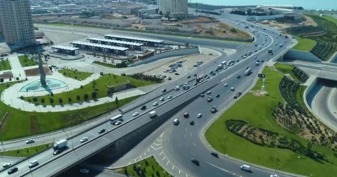 Bakı və ətraf ərazilərdə nəqliyyatın inkişafına strateji baxış