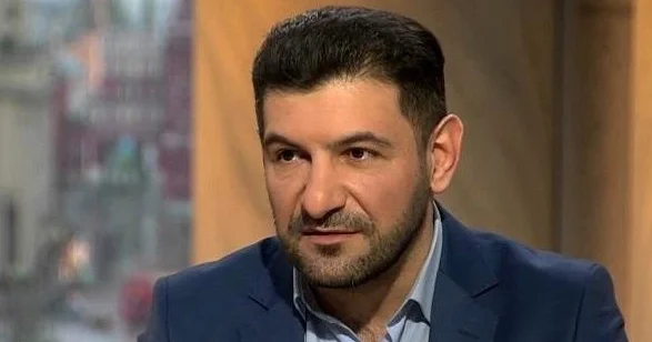 Rusiya Fuad Abbasovun layihəsini qara siyahı ya saldı