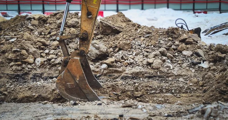 В Оренбурге из за обвала грунта пострадали два человека