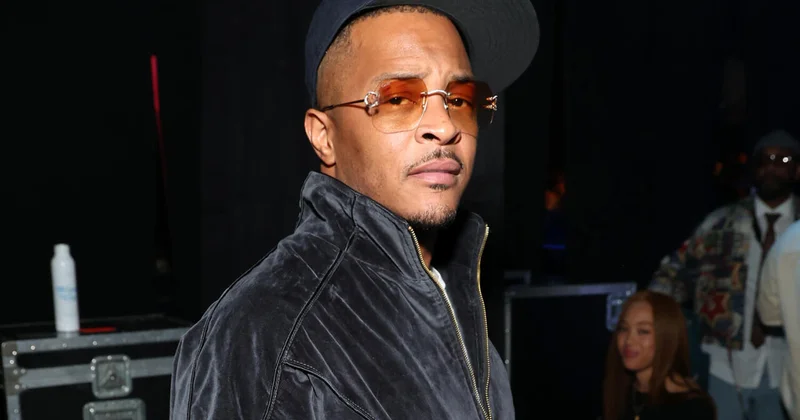 Обладатель трех Грэмми отменил концерты в России