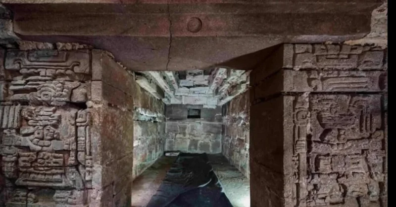 В Мексике нашли роскошно украшенную гробницу "народа облаков" ФОТО