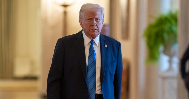 Необычное дело: Трамп подал иск против собственного правительтва