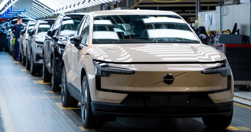 Продажи электромобилей в Европе впервые обогнали бензиновые