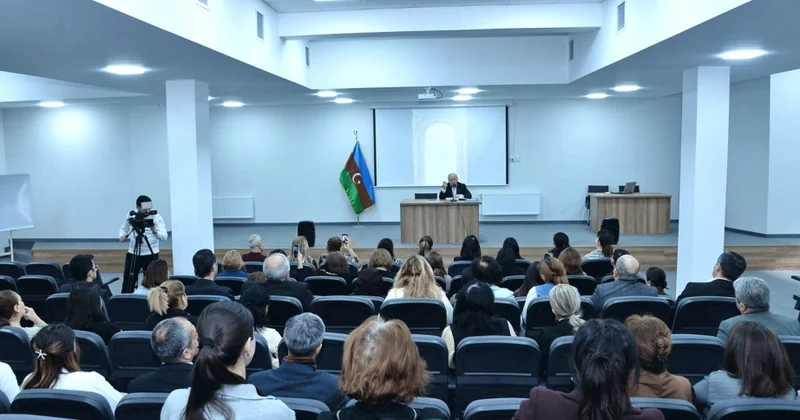 Müəllimlərlə tarixçi alimin görüşü keçirilib