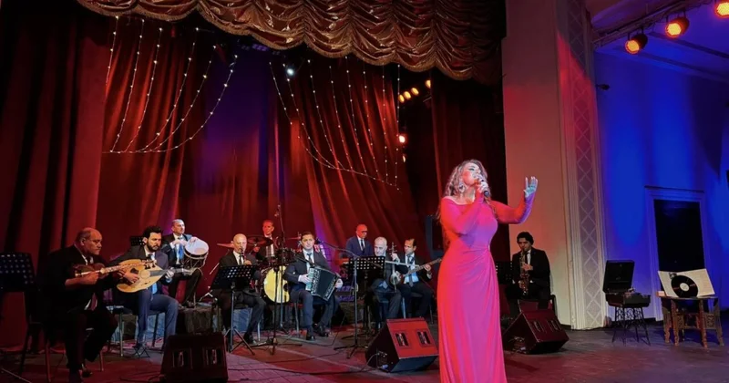 “80 ci illərin hit mahnıları” Rəşid Behbudov adına Azərbaycan Dövlət Mahnı Teatrında retro gecə FOTO