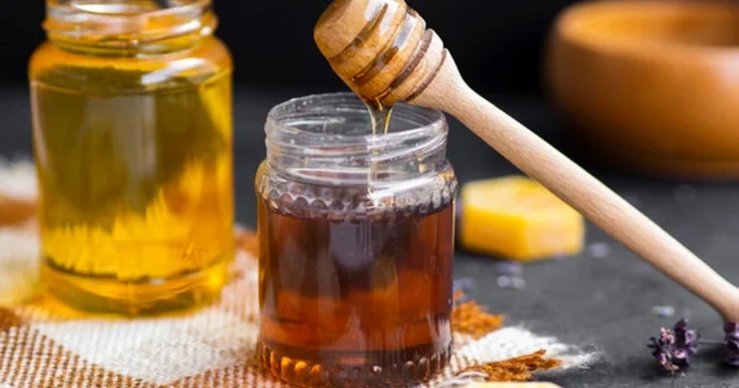 Həkim balın müalicəvi xüsusiyyətləri ilə bağlı mifi təkzib edib