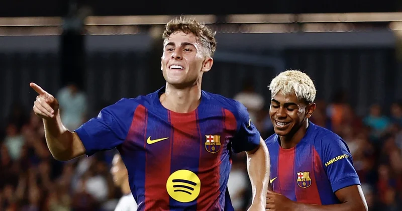 İspaniya millisinin üzvü daha 5 il “Barselona”da RƏSMİ