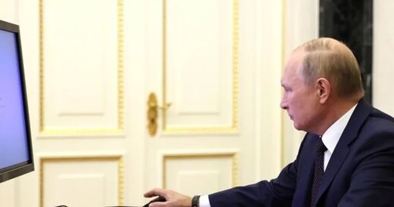 “Putin kompüterdən və smartfondan qorxur bu isə Rusiya üçün hökmdür“ “The Times“