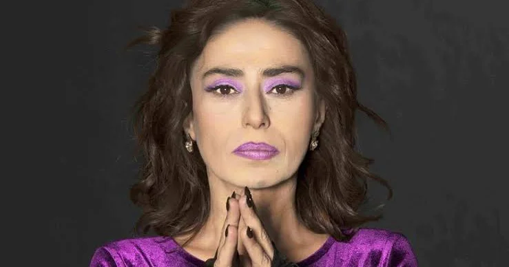 Yıldız Tilbe Vəfanı məhkəməyə verir