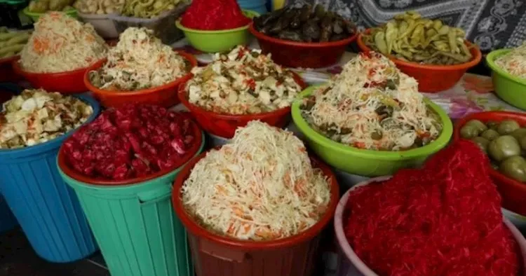 Bu turşulardan problem yaransa, şikayət edəcək bir qurum yoxdur Ekspert DANIŞDI