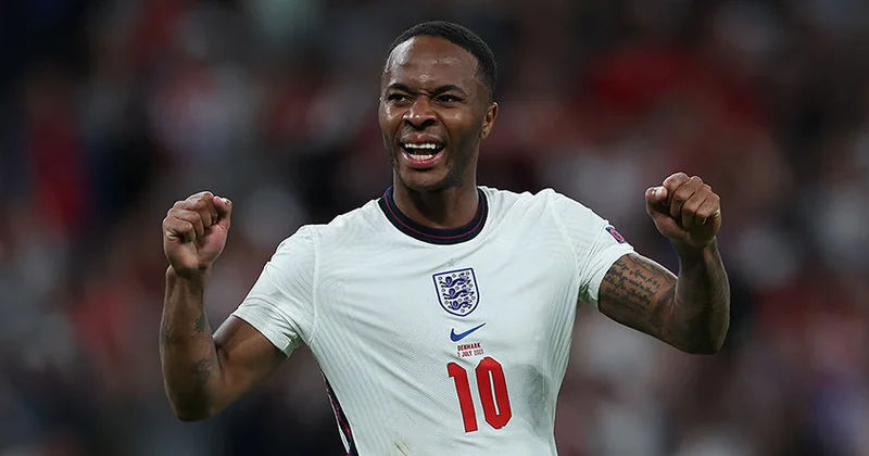 Rahim Sterlinqə 2 İtaliya, 1 İngiltərə klubu elçi düşdü Hansını seçəcək?