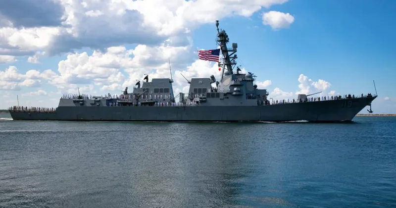 СМИ: США отправили ещё один эсминец в регион Ближнего Востока