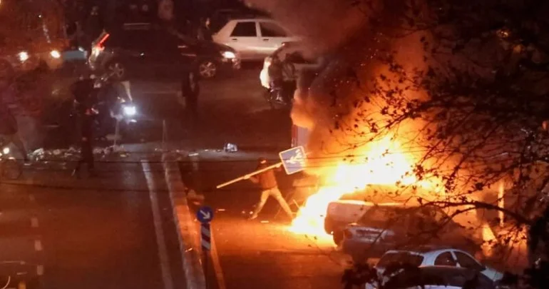 Son sözü raketlər deyəcək?