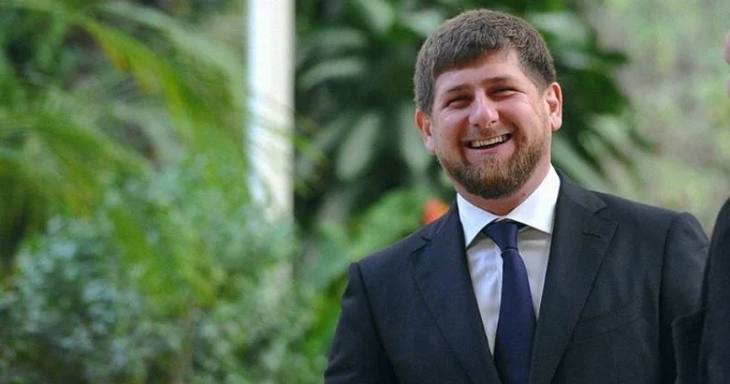 Kadırov “düşməni” Süleyman Kərimovu “qardaş” adlandırdı