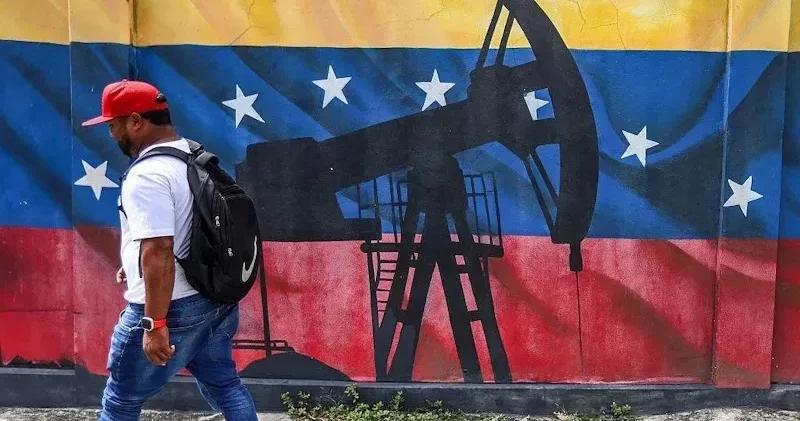 Власти Венесуэлы открыли нефтяной сектор для международных инвесторов