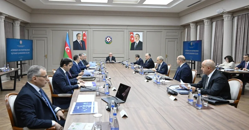 Экономический совет Азербайджана обсудил план на 2026 год ФОТО
