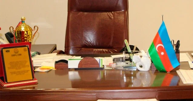 Yüzlərlə məktəbin direktorsuz qalması idarəetmədə vakuum yaradır EKSPERT