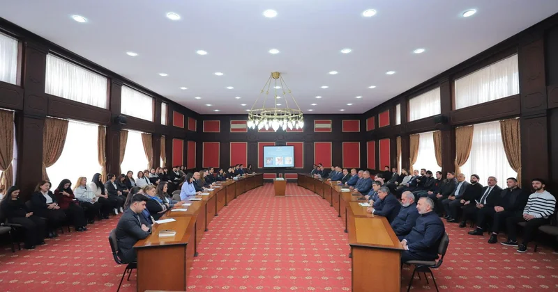 “Məişət zorakılığı, erkən nikah, yetkinlik yaşına çatmayanlar və ailə münasibətləri əleyhinə olan hüquqpozmalar və onların profilaktikası” mövzusunda maarifləndirici tədbir