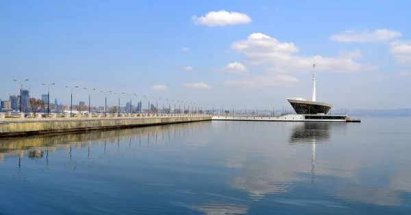 Bakı buxtası təmizlənəcək