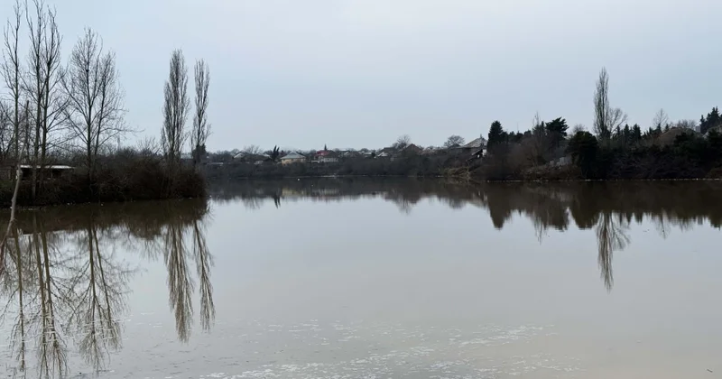 Cənub bölgəsində çayətrafı ərazilərdə subasma riskinə qarşı qabaqlayıcı tədbirlər görülür
