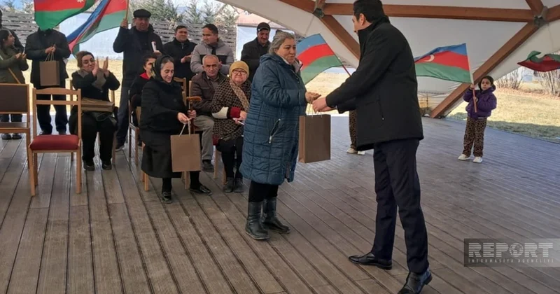 Kərkicahan, Xanyurdu və Təzəbinədə ailələrə mənzillərin açarları verilib YENİLƏNİB