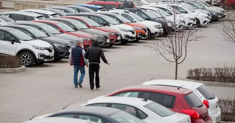 Автостат : Авторынок в России реально проснулся