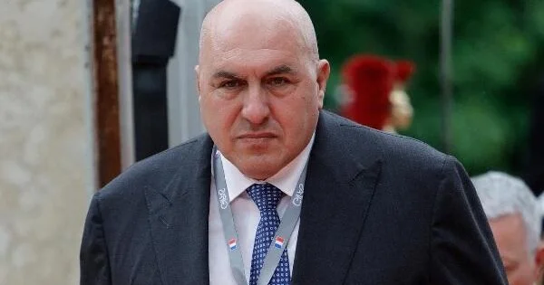 İtaliya İranla müharibəni dəstəkləmədi Krozetto