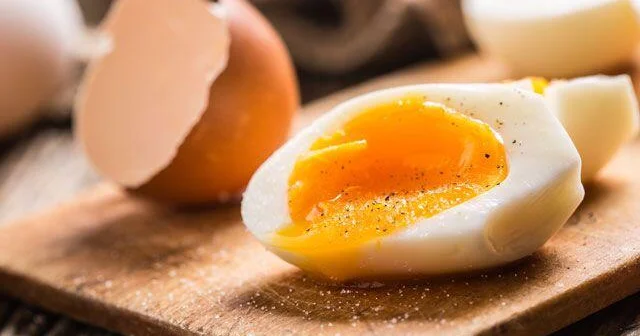 Что будет с организмом при употреблении одного яйца в день?