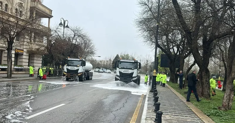 Так Баку устраняет последствия ливней ФОТОФАКТ