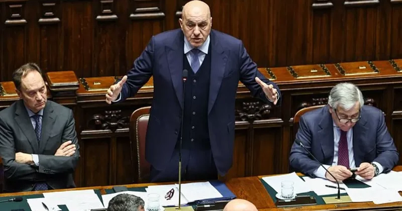 Глава Минобороны Италии заявил, что не может спать из за войны в Иране