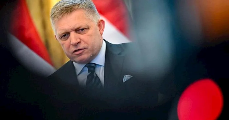 Robert Fitso Rusiyaya görə Avropa İttifaqına sərt xəbərdarlıq edib