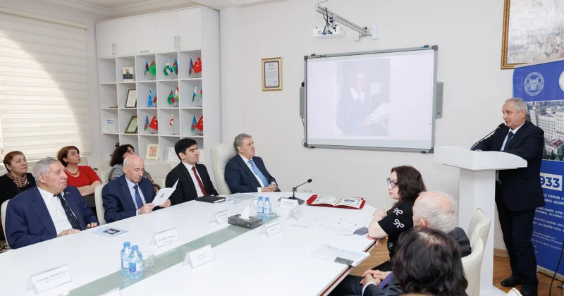 Üzeyir Hacıbəyli irsinə elmi baxış: Ədəbiyyat İnstitutunda sessiya