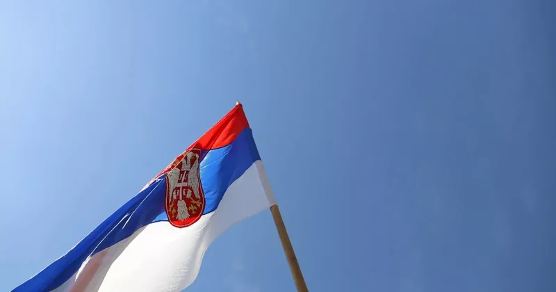 ЕС приостановил все выплаты Сербии