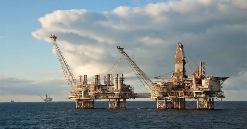 Коммерческие запасы нефти США опустились ниже 460 миллионов баррелей