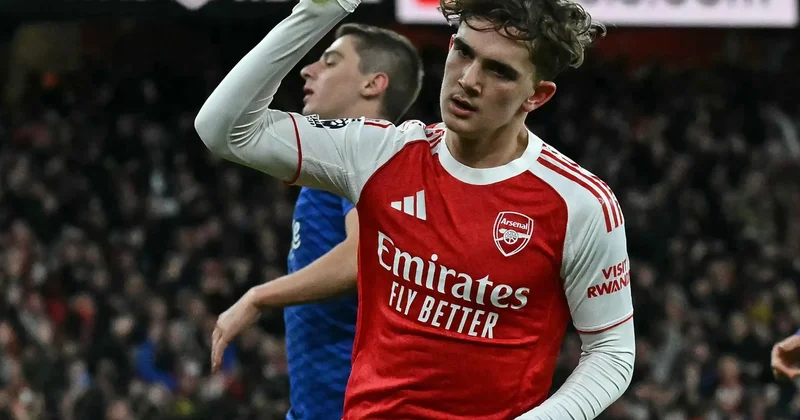 Arsenal ın ulduzu Atletiko nun stadionundan tualet kağızı oğurlayıb FOTO