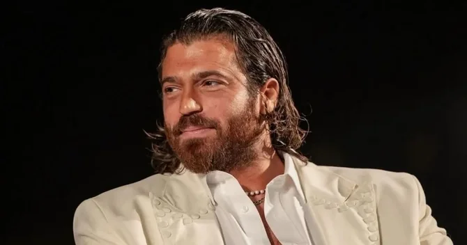 Can Yaman dəyişib belə oldu