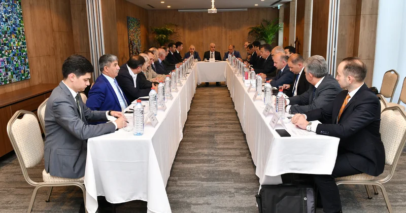İşğaldan azad edilmiş ərazilərdə nəqliyyat və rabitə infrastrukturu layihələri müzakirə edilib