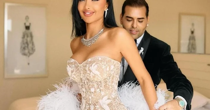 Diana Ahadpour cazibədar libasda Fotolar
