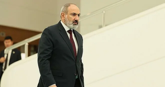 Paşinyan “2018 in uğuru”nu xərcləyir Yeni seçkilər “Vətəndaş müqaviləsi”nə nə vəd edir?