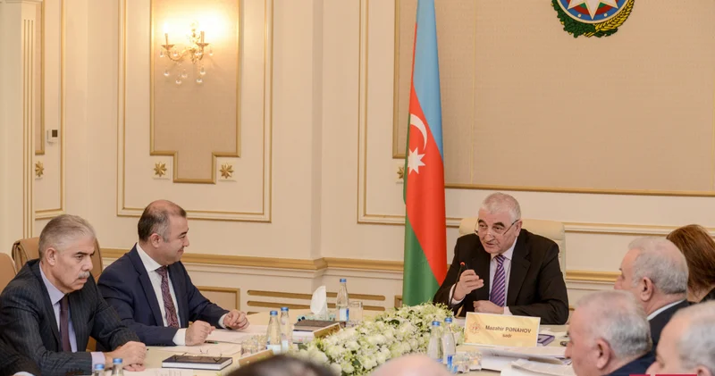Məzahir Pənahov: Məntəqə sədrlərinə xüsusi fikir verməliyik