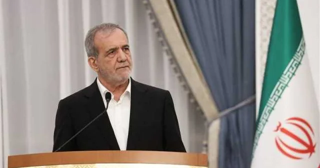 Məsud Pezeşkian yenə şeir oxudu, “duman” sözünü tərcümə edə bilmədi VİDEO