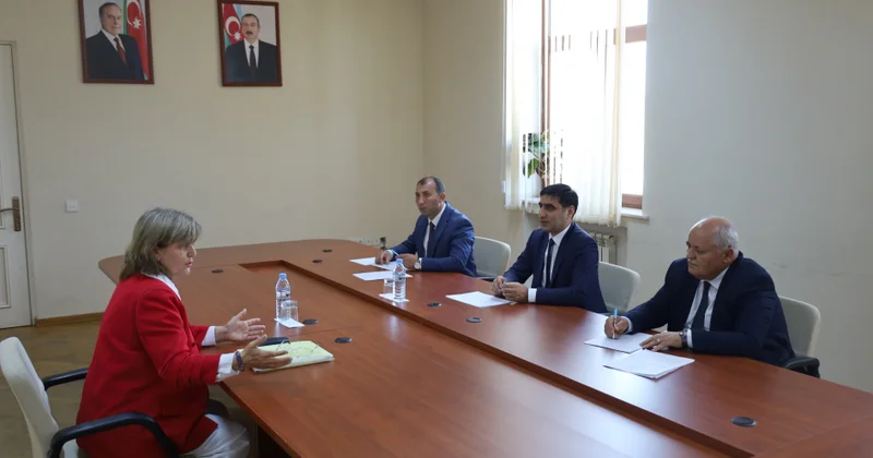 Aqrar Xidmətlər Agentliyinin rəhbəri Qax rayonunda vətəndaş müraciətlərini dinləyib FOTO